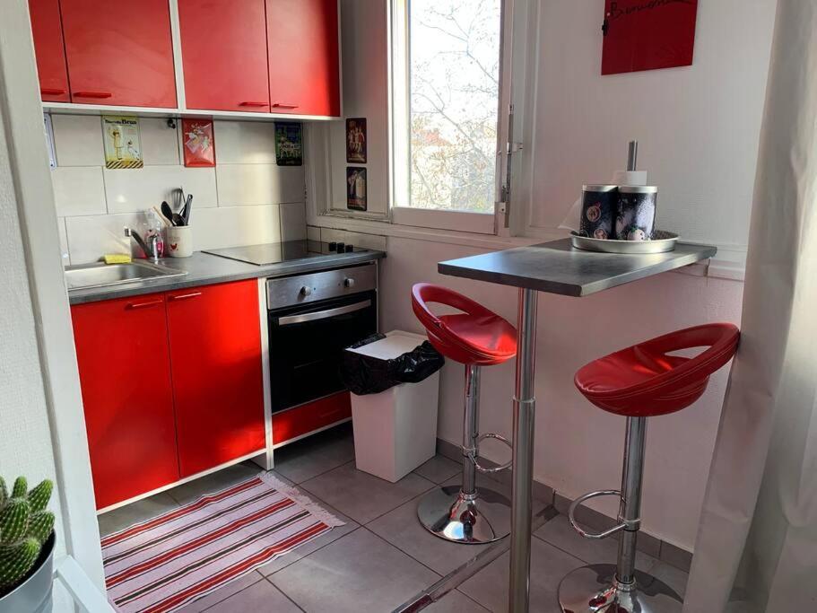 Parking Prive,T1 Bis, 10Mn Lyon Centre Apartment วีเลอร์บาน ภายนอก รูปภาพ